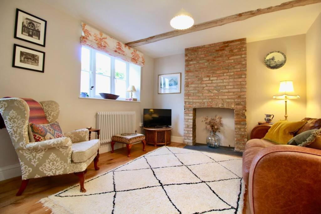 14Th Century Rose Cottage, Centre Of Alfriston By Air Premier מראה חיצוני תמונה